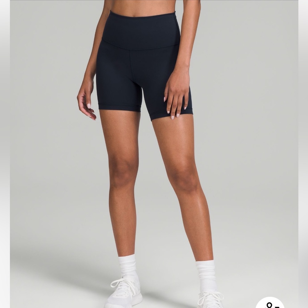 true navy lululemon wunder high rise shorts